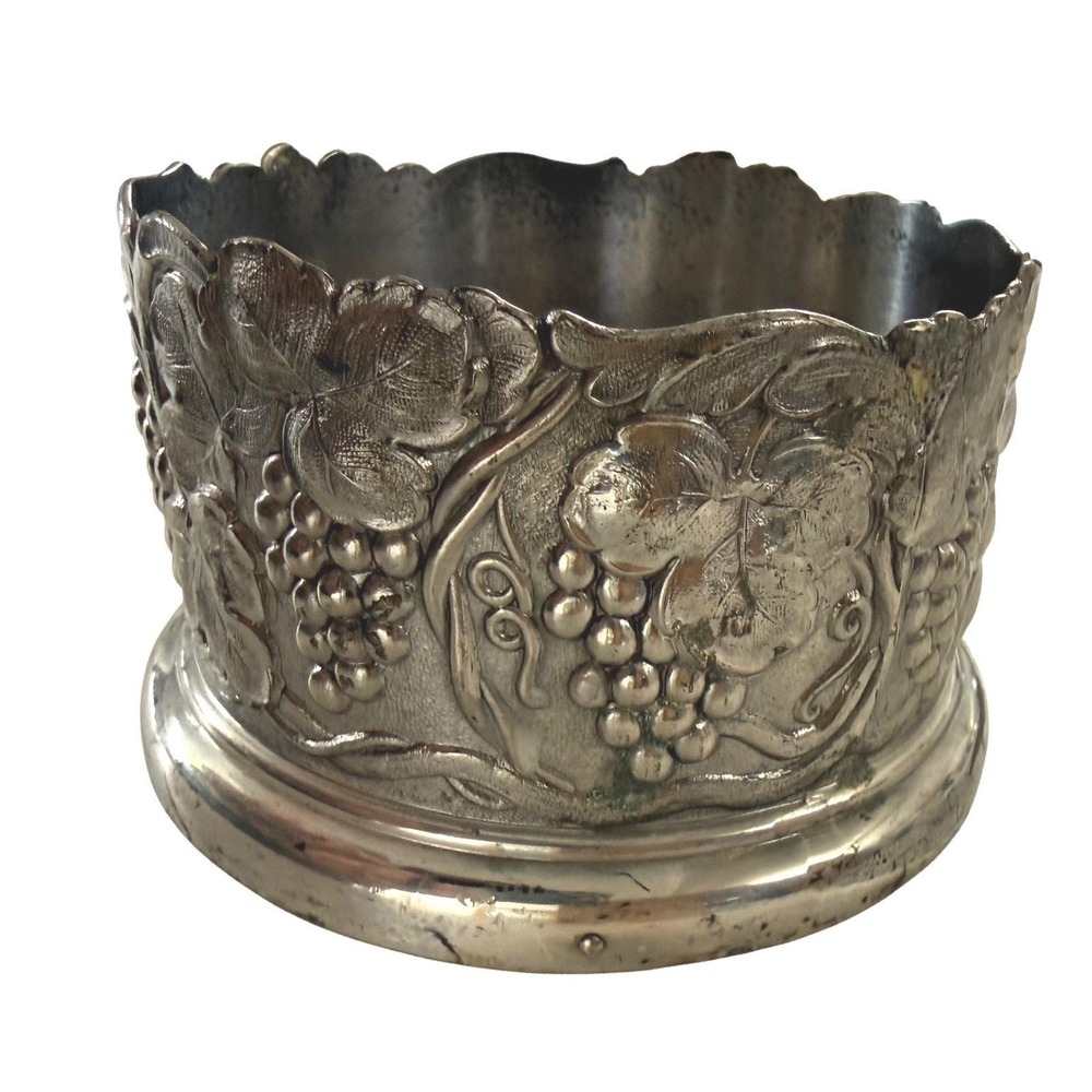 Vintage Silverplate Wine Bottle Coaster Wood Lined Grape Vine Japan Holder - Picture 4 of 11